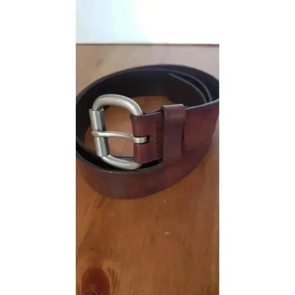 Genuine leather Fossil belt mens size 38 brown with silver stainless steel buckl - Picture 2 of 6